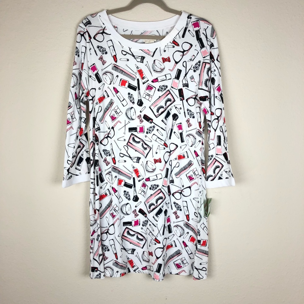 Kate Spade NWT white sleepwear with cute prints